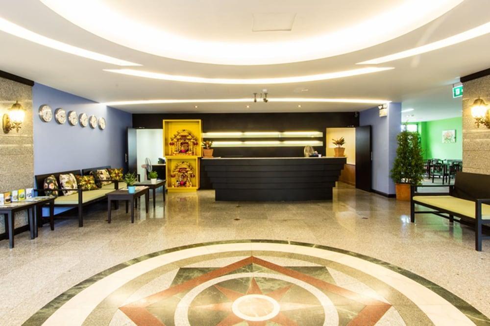 All Together Suite Hotel Bangkok Exterior photo